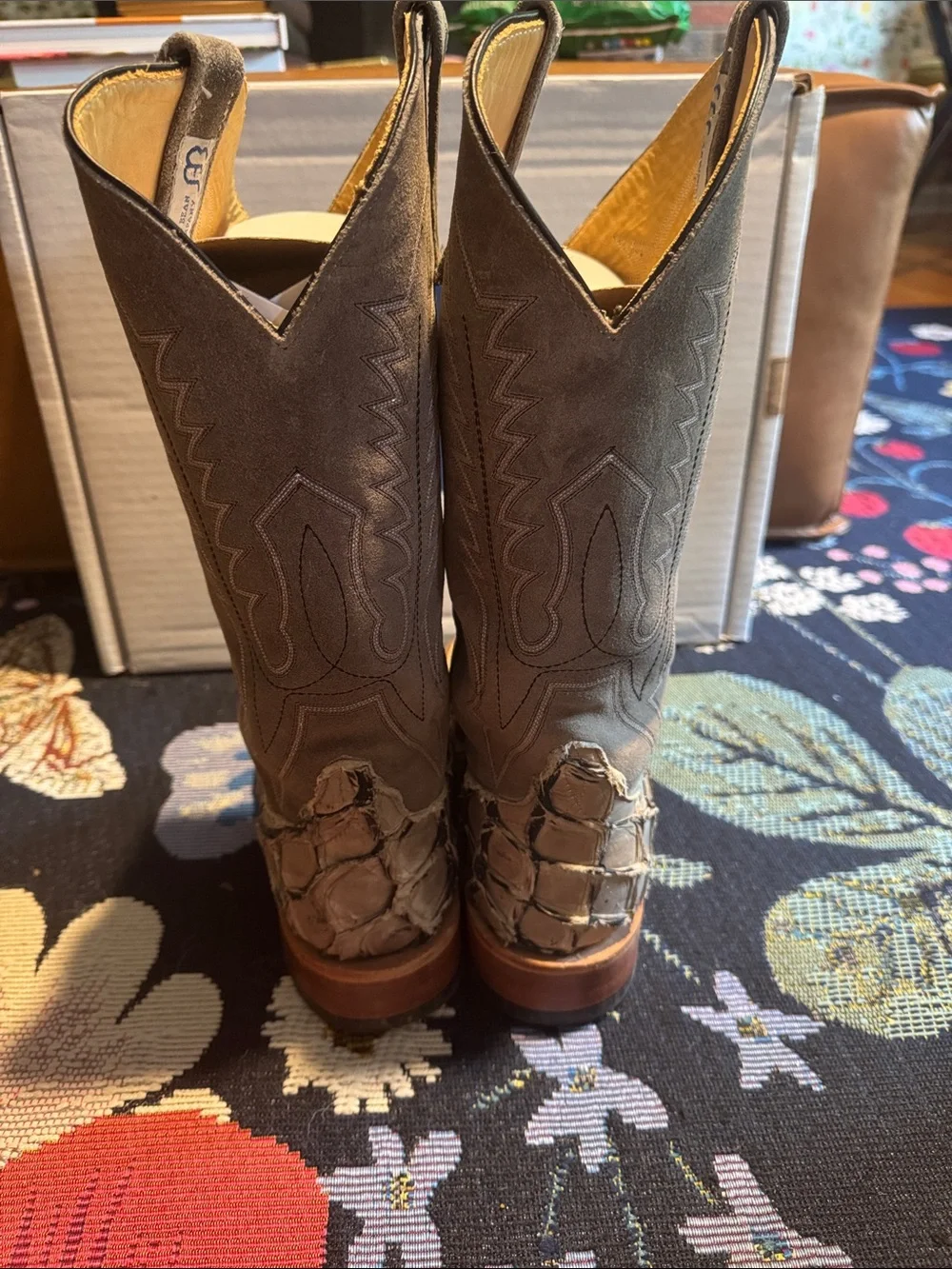 Anderson Bean Big Bass Boots Men's 9C Suede Wide Square Toe Exotic arapaima fish